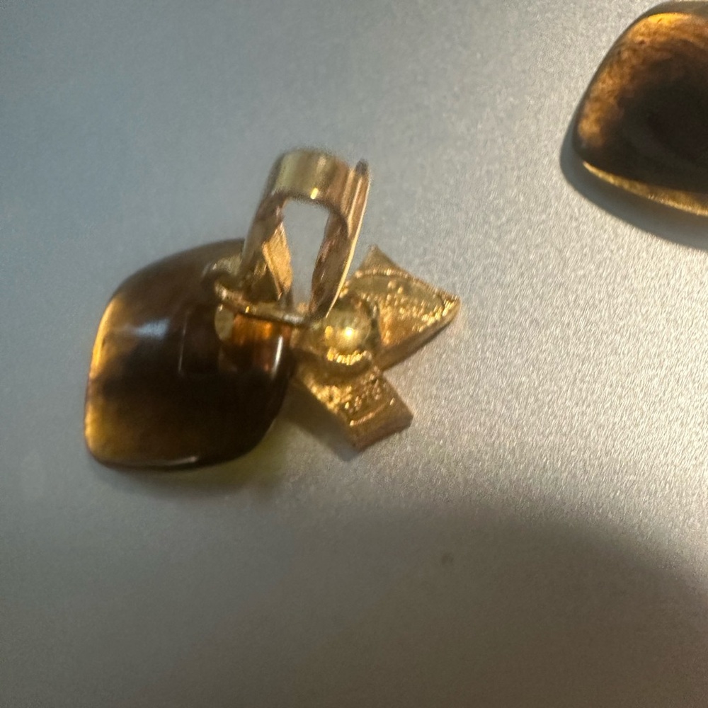 Vintage Givenchy Earrings dated 1978 - Picture 4 of 4